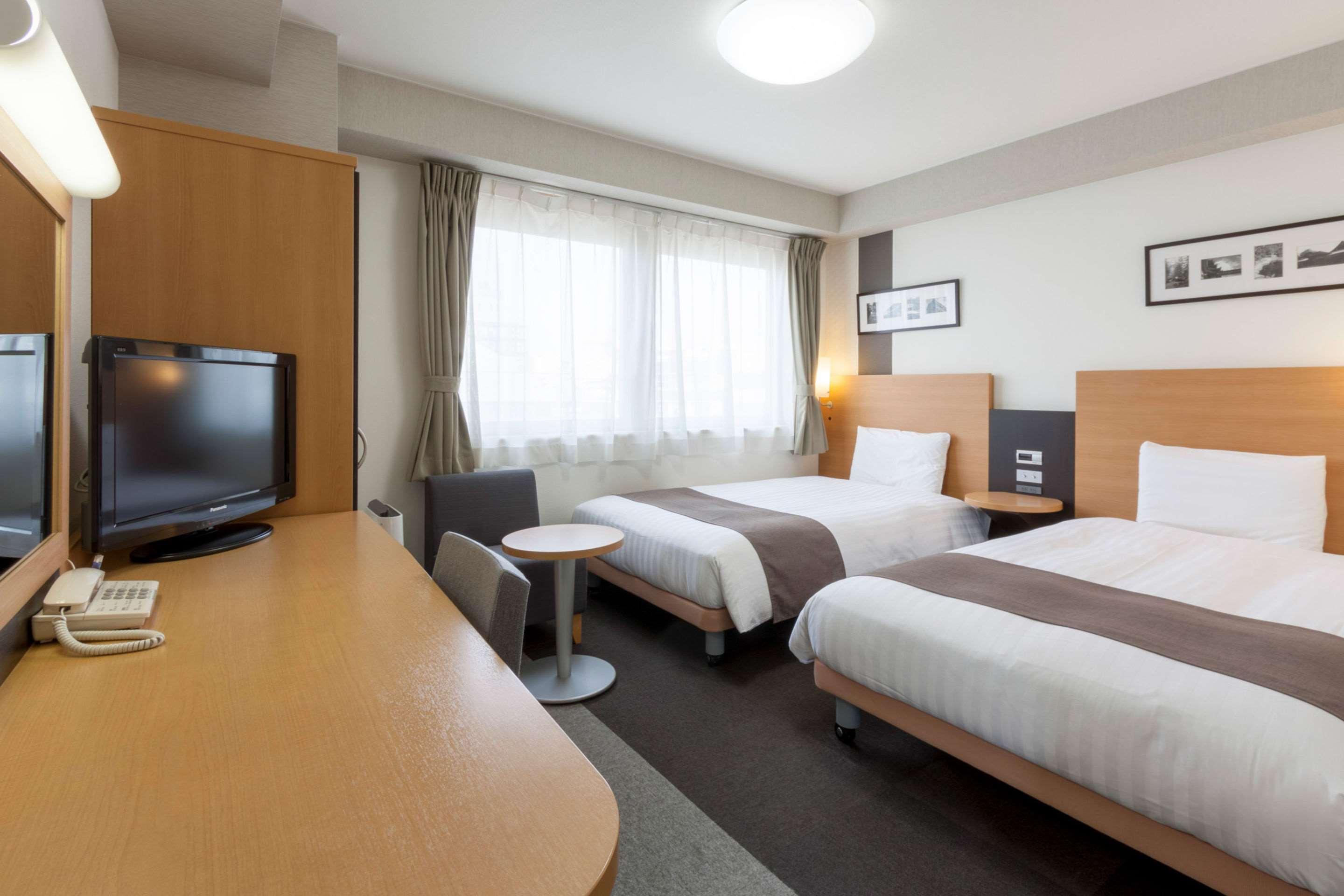 Comfort Hotel Himeji Bagian luar foto